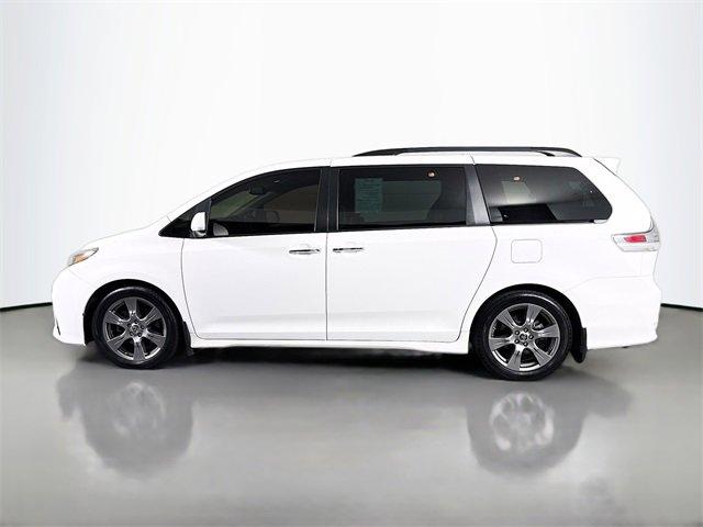 2018 Toyota Sienna Vehicle Photo in PUYALLUP, WA 98371-4149