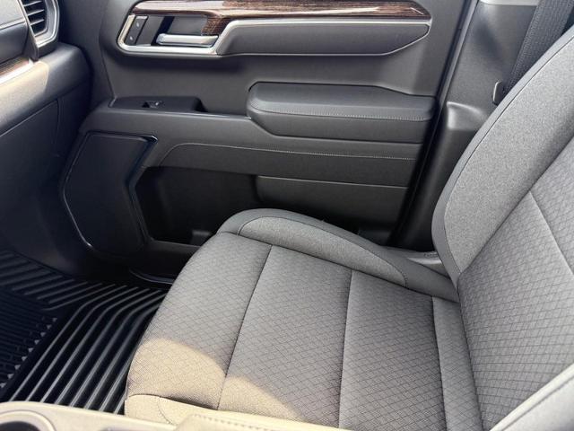 2025 GMC Sierra 1500 Vehicle Photo in COLUMBIA, MO 65203-3903