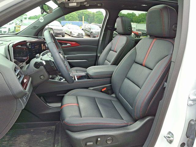 2024 Chevrolet Traverse Vehicle Photo in DANBURY, CT 06810-5034
