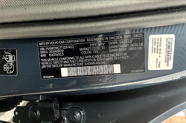 2026 Volvo XC60 Vehicle Photo in Houston, TX 77007