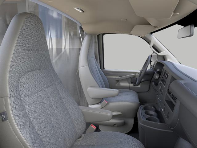 2025 GMC Savana Cutaway 3500 Vehicle Photo in MANITOWOC, WI 54220-5838
