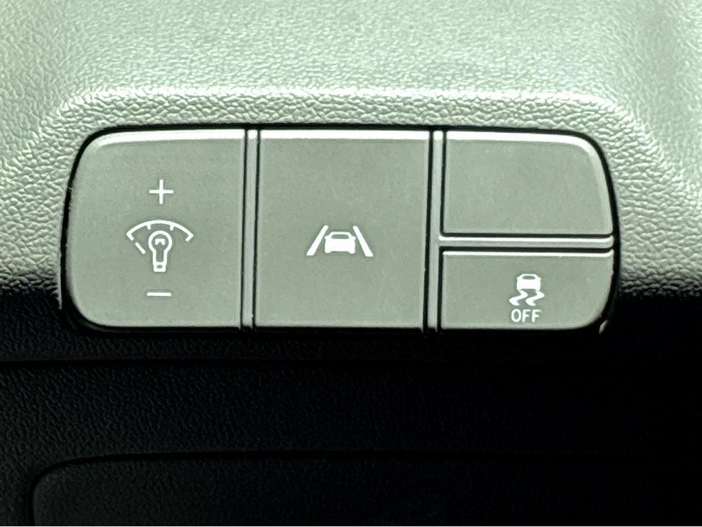 2023 Hyundai ELANTRA Vehicle Photo in POOLER, GA 31322-3252