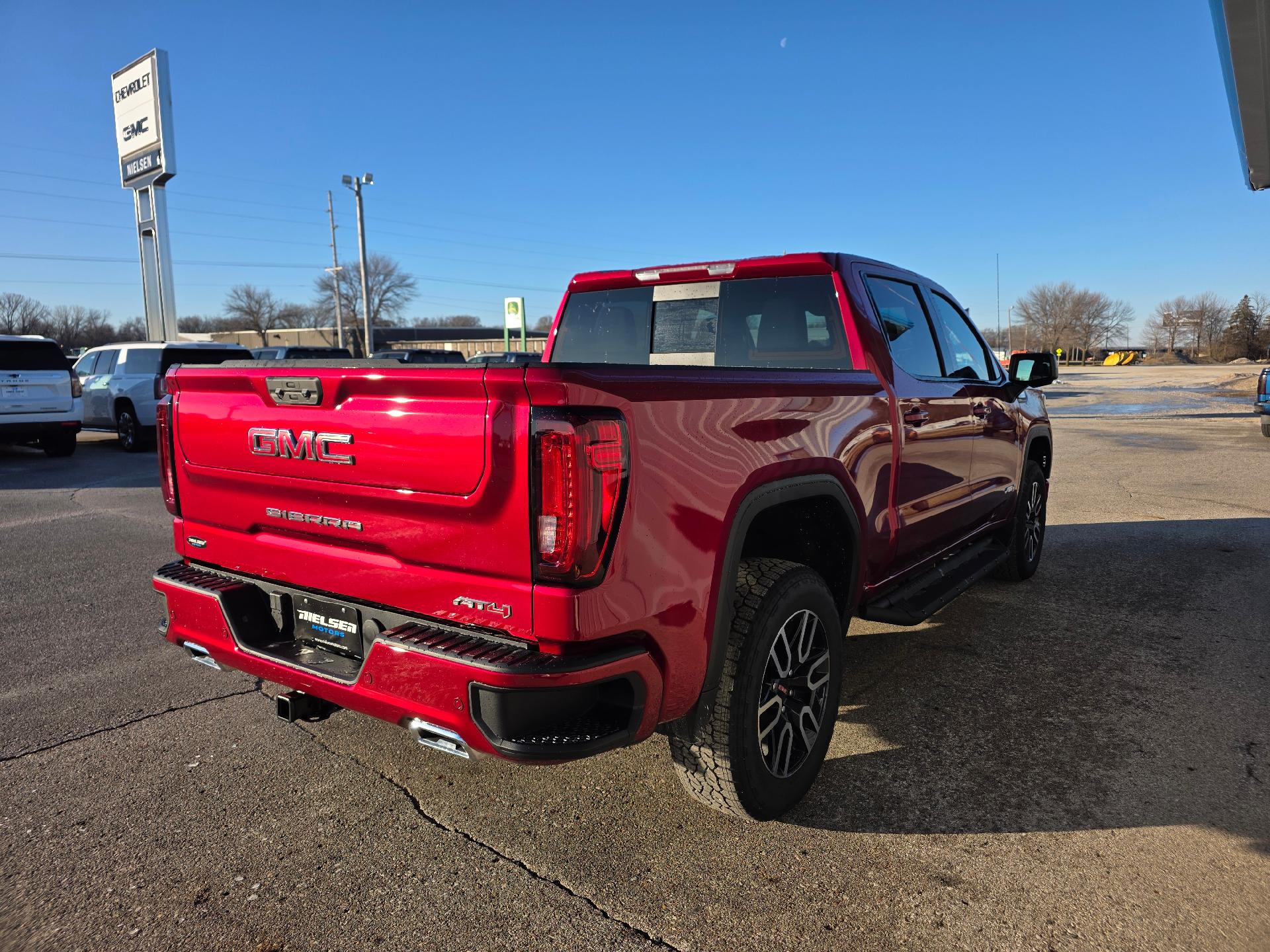View vehicle photo 4