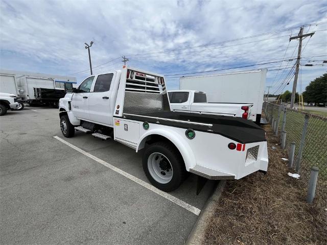 2024 Chevrolet Silverado 4500 HD Vehicle Photo in ALCOA, TN 37701-3235