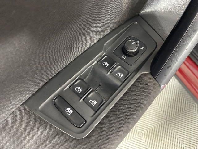 2018 Volkswagen Tiguan Vehicle Photo in MEDINA, OH 44256-9001