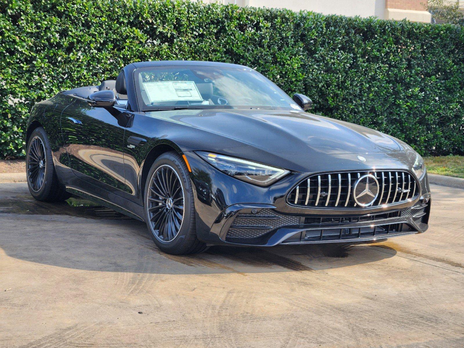 2025 Mercedes-Benz SL Vehicle Photo in HOUSTON, TX 77079