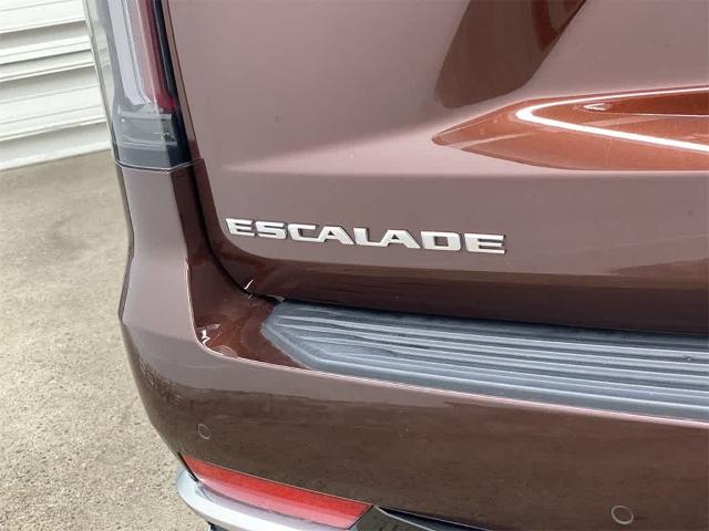 2023 Cadillac Escalade ESV Vehicle Photo in PORTLAND, OR 97225-3518