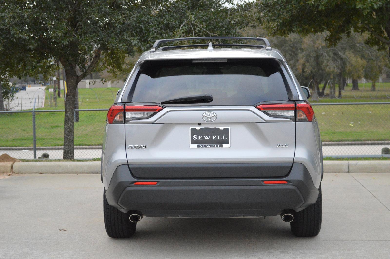 2020 Toyota RAV4 Vehicle Photo in Houston, TX 77090