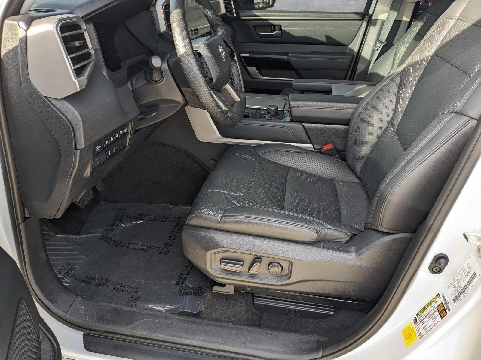 2024 Toyota Sequoia Vehicle Photo in Davie, FL 33331