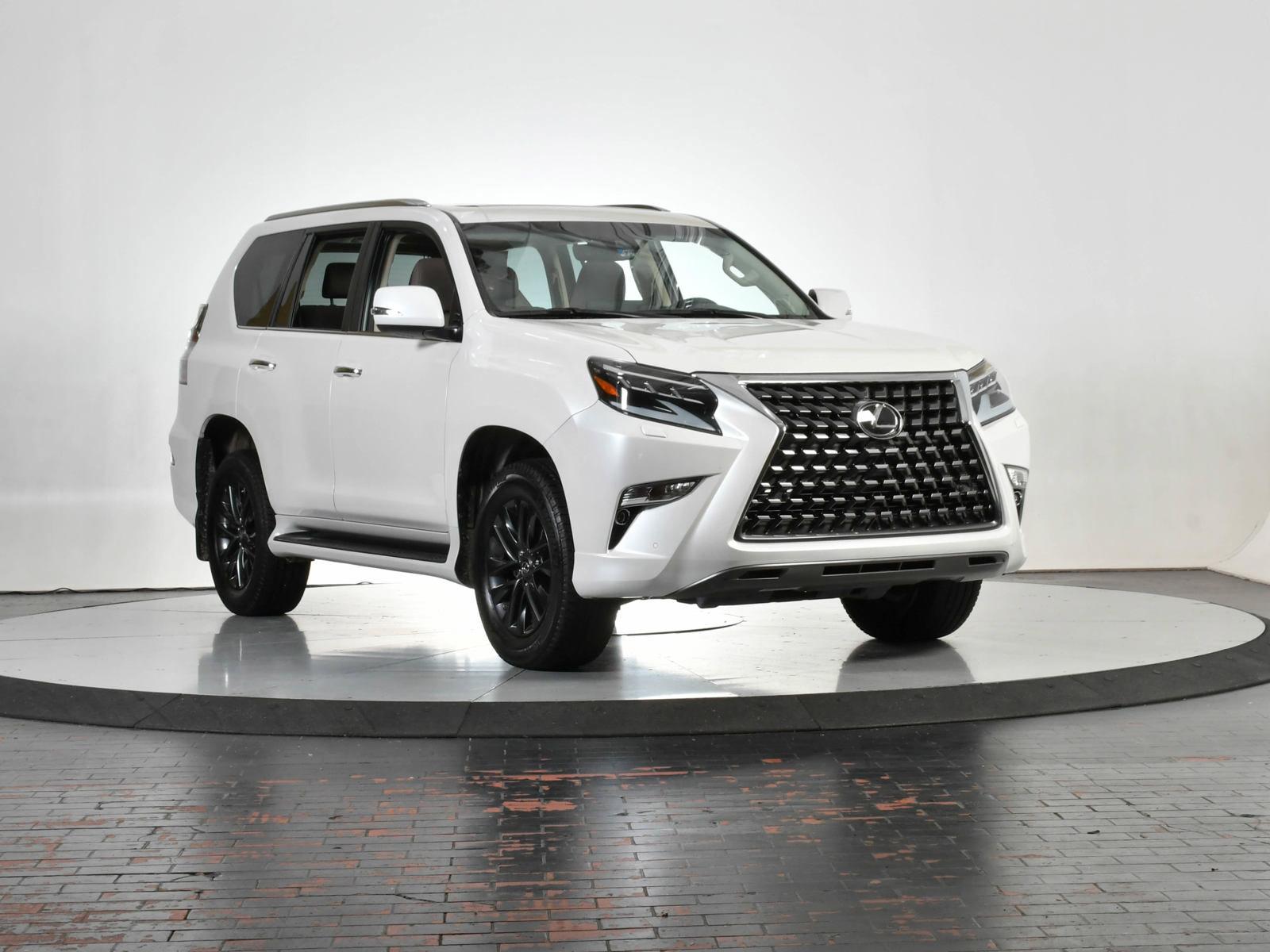 2023 Lexus GX 460 Vehicle Photo in DALLAS, TX 75235