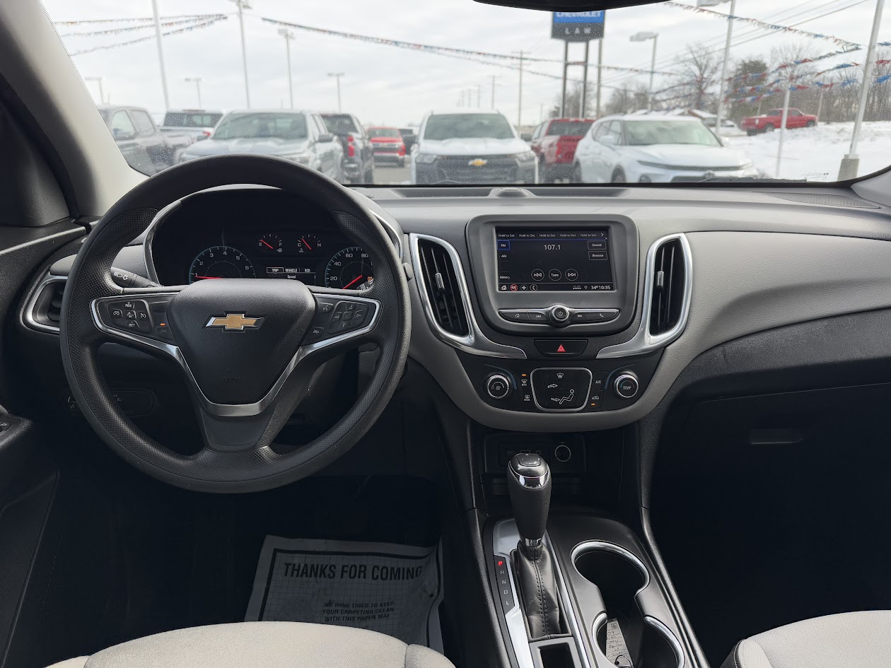 2020 Chevrolet Equinox Vehicle Photo in BOONVILLE, IN 47601-9633