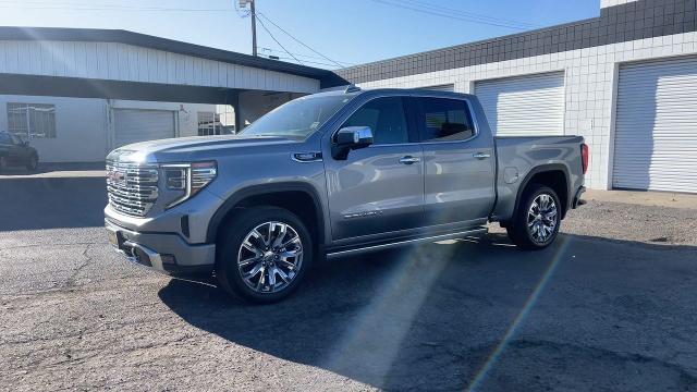 2023 GMC Sierra 1500 Vehicle Photo in TURLOCK, CA 95380-4918