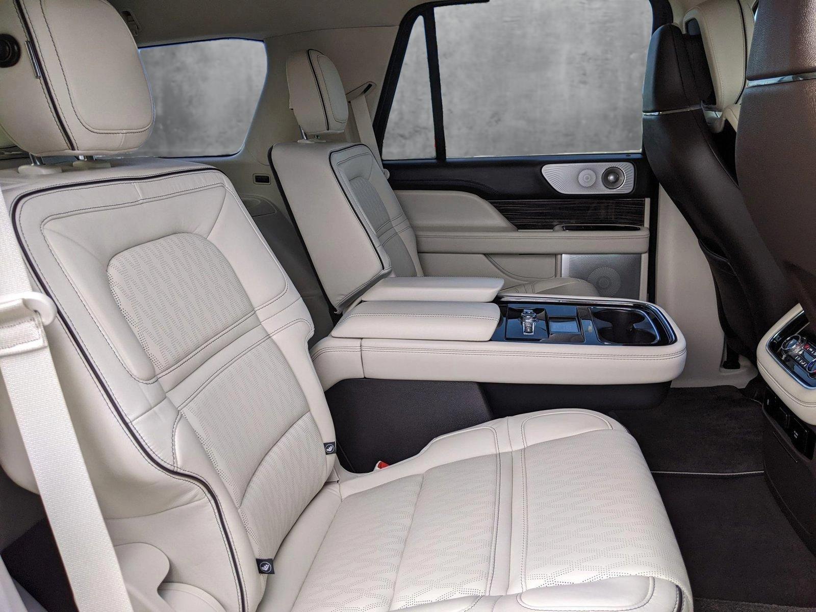 2020 Lincoln Navigator Vehicle Photo in Austin, TX 78728