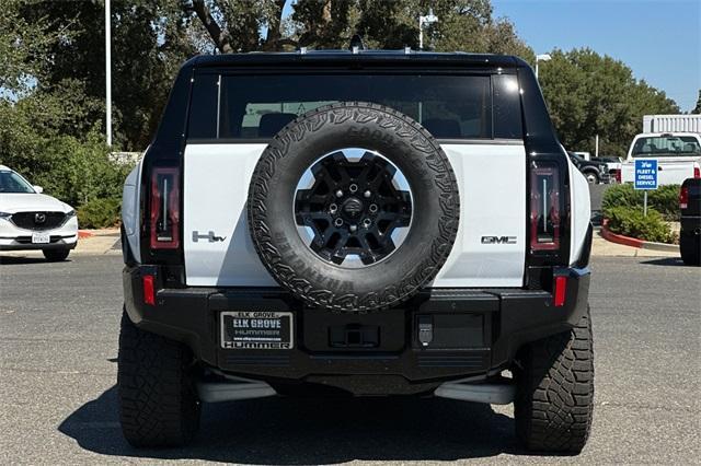 2025 GMC HUMMER EV SUV Vehicle Photo in ELK GROVE, CA 95757-8703