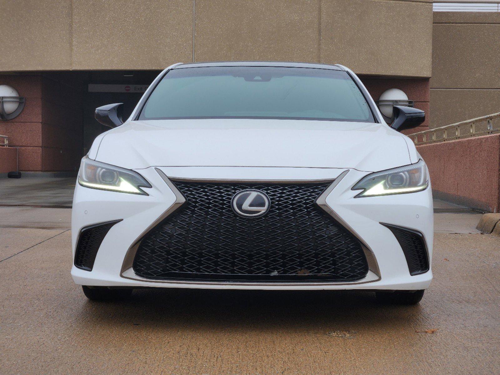 2022 Lexus ES 350 Vehicle Photo in PLANO, TX 75024