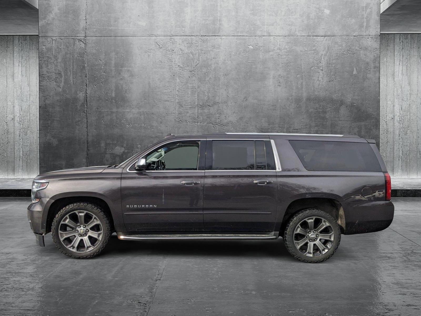 2017 Chevrolet Suburban Vehicle Photo in TIMONIUM, MD 21093-2300