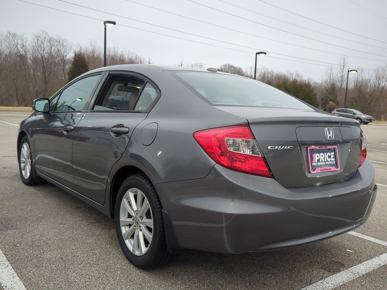 2012 Honda Civic Sedan Vehicle Photo in Memphis, TN 38125