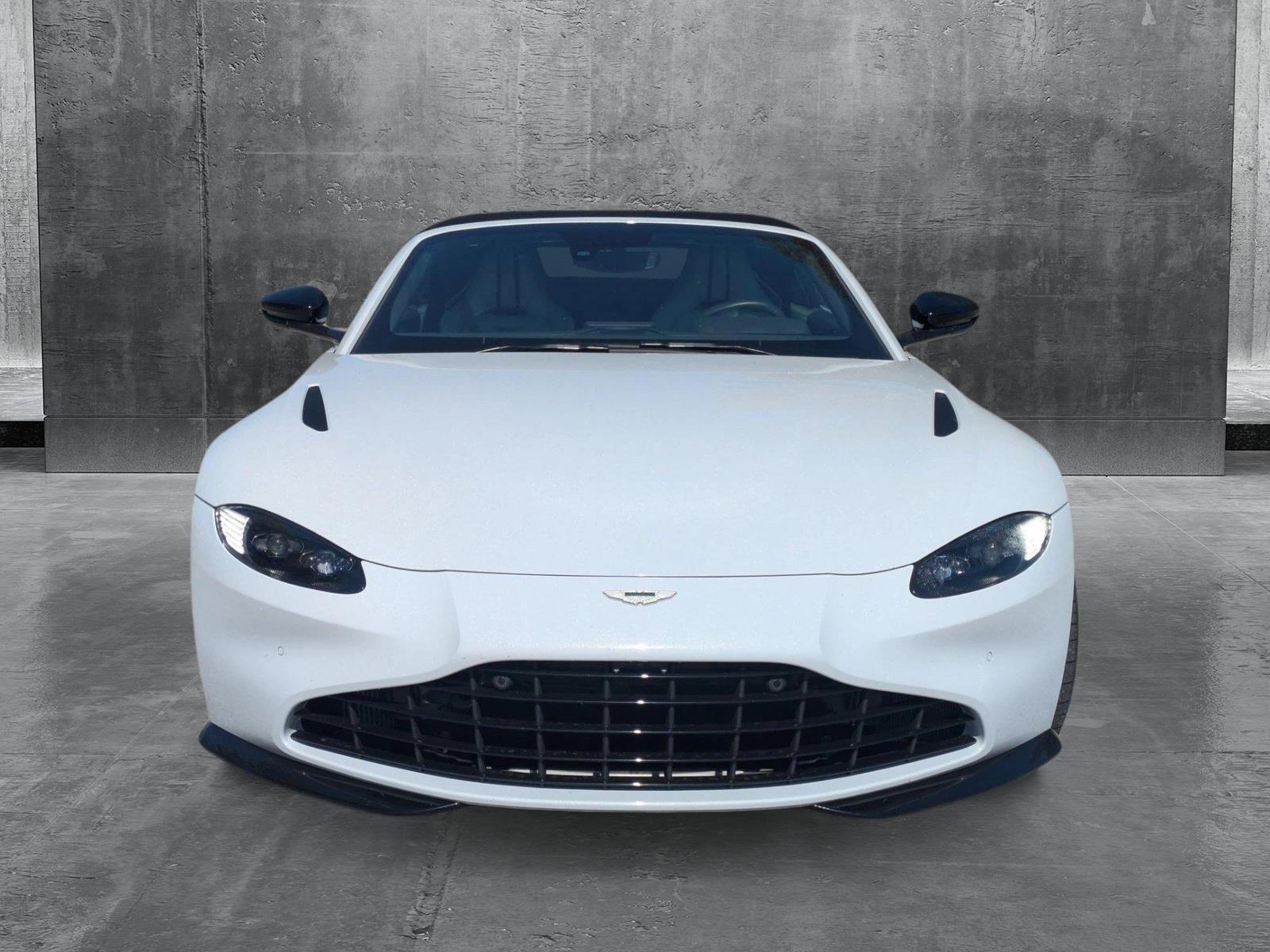 2023 Aston Martin Vantage Vehicle Photo in Sarasota, FL 34231