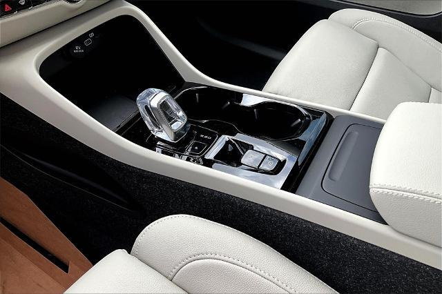2025 Volvo XC40 Vehicle Photo in Grapevine, TX 76051