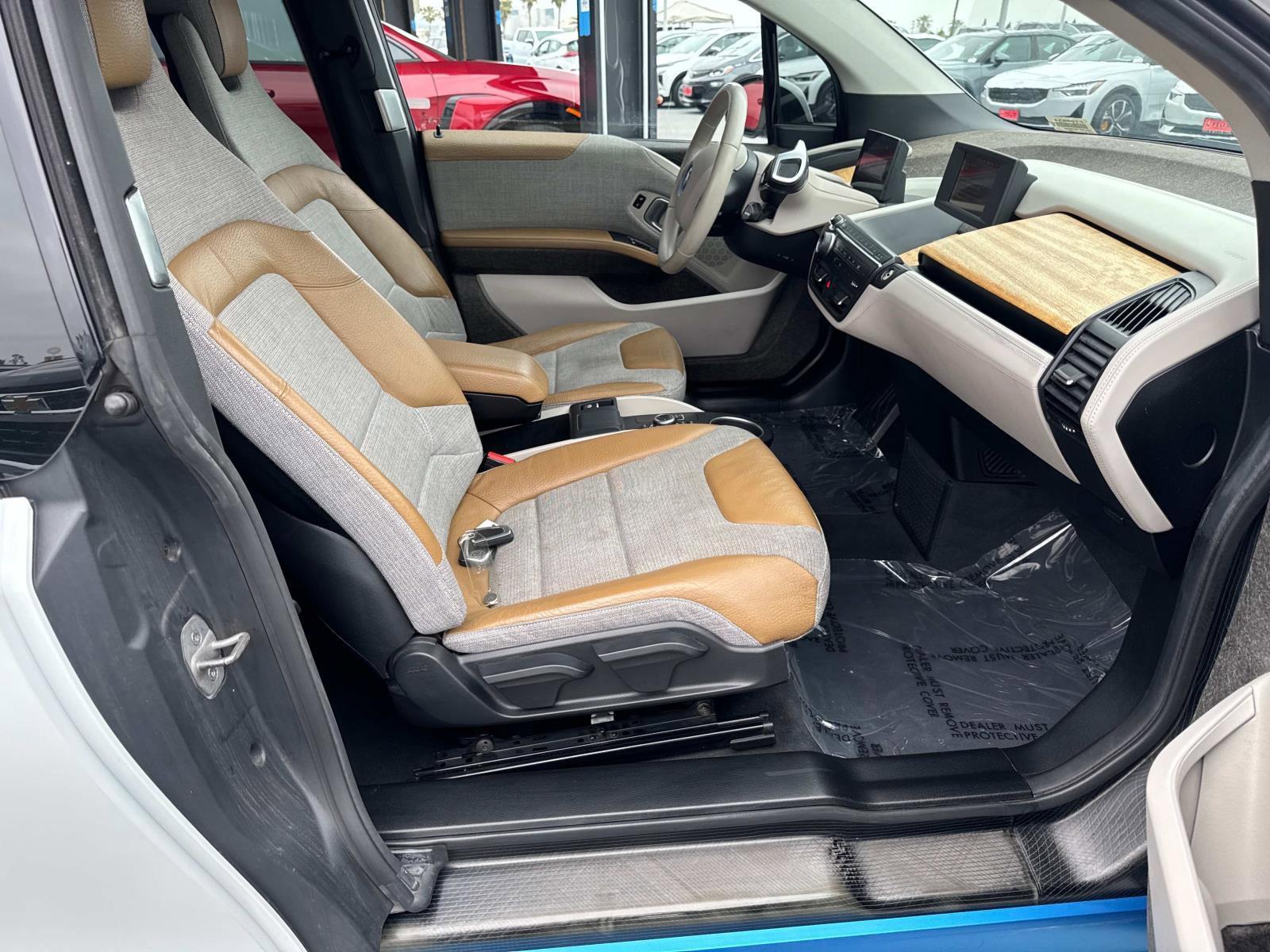 2014 BMW i3 Vehicle Photo in LOS ANGELES, CA 90007-3794