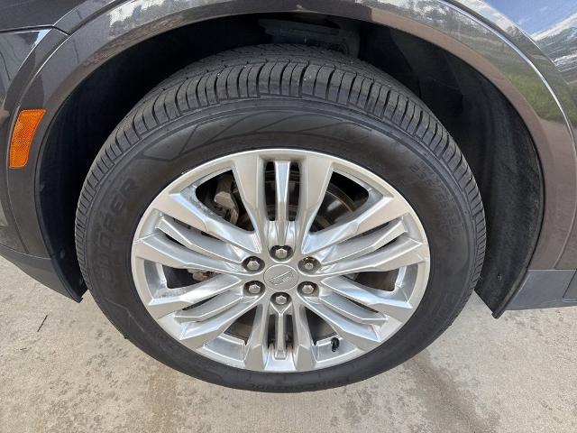 2018 Cadillac XT5 Vehicle Photo in MANHATTAN, KS 66502-5036