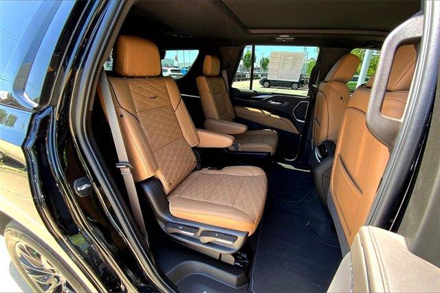 2023 Cadillac Escalade Vehicle Photo in KANSAS CITY, MO 64114-4545