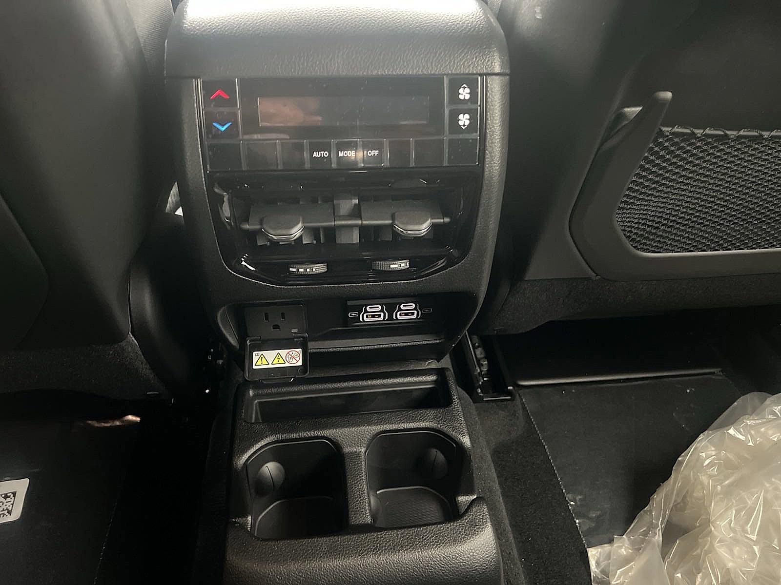 2025 Jeep Grand Cherokee L Vehicle Photo in Lancaster, PA 17601