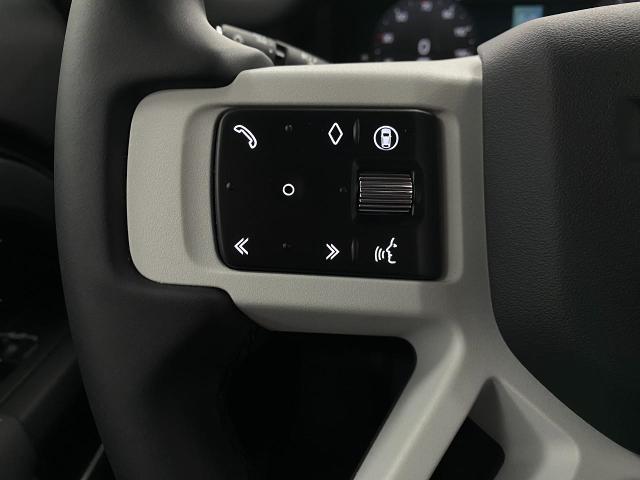 2025 Defender Vehicle Photo in Appleton, WI 54913