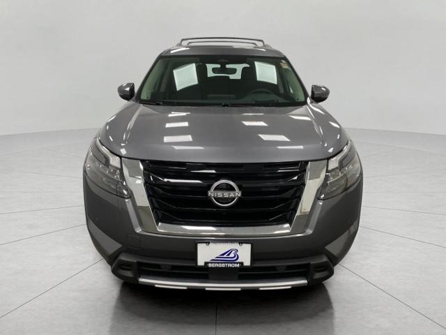 2025 Nissan Pathfinder Vehicle Photo in Appleton, WI 54913