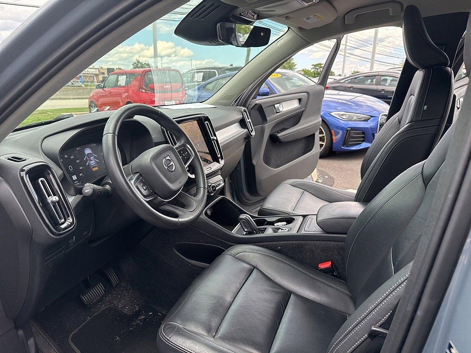 2021 Volvo XC40 Vehicle Photo in Harrisburg, PA 17111