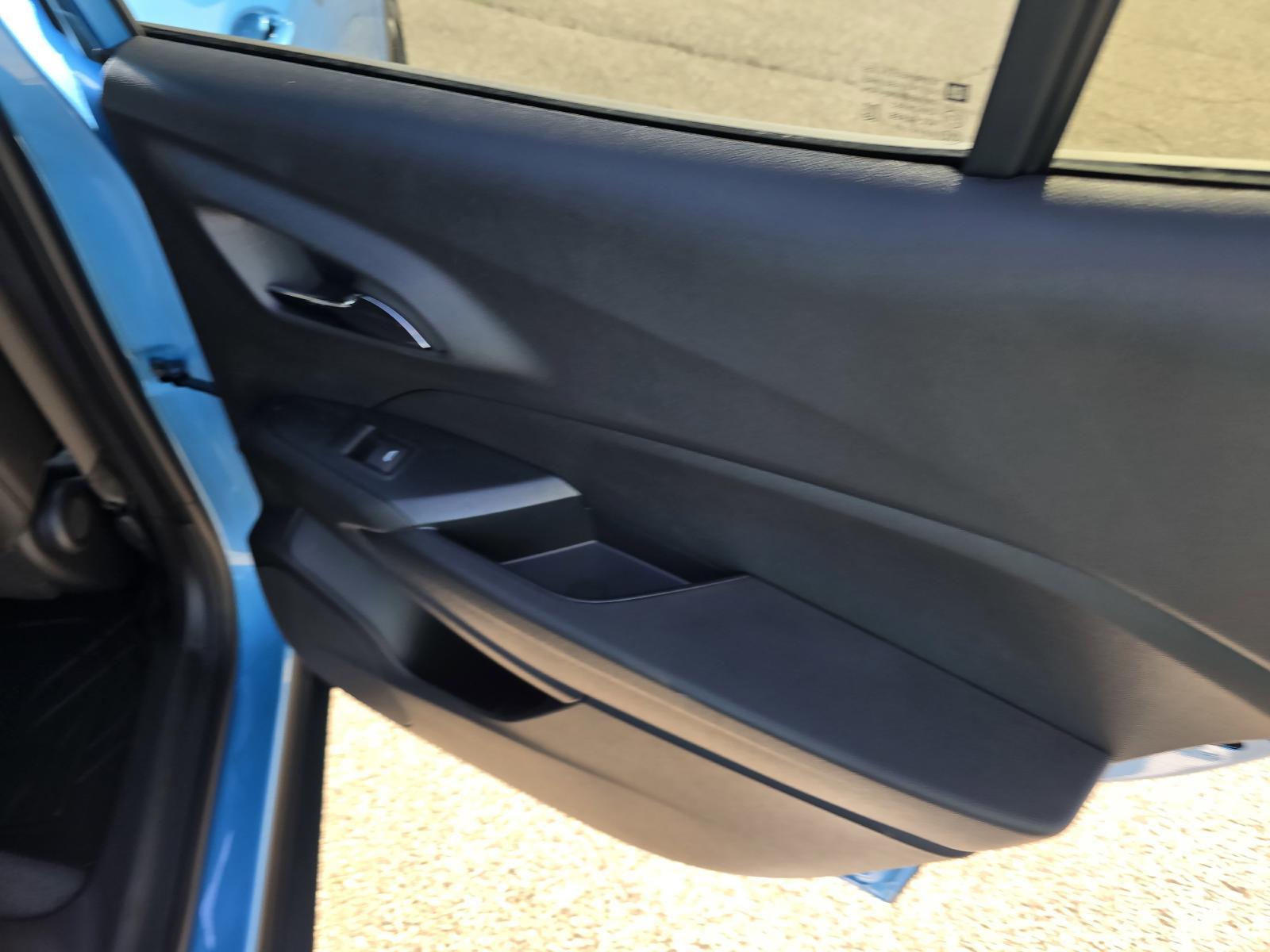 2025 Chevrolet Trax Vehicle Photo in Rolla, MO 65401