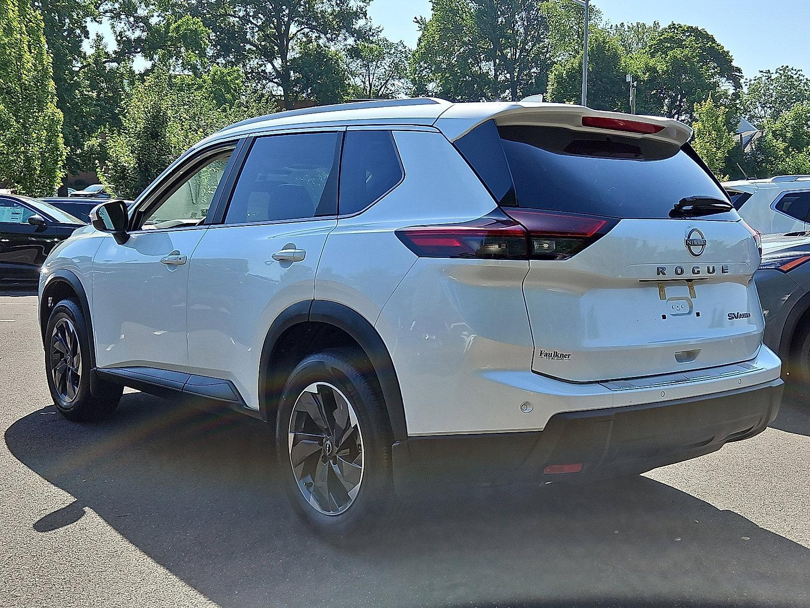 2024 Nissan Rogue Vehicle Photo in Jenkintown, PA 19046