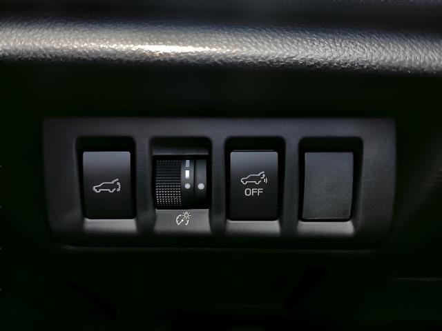 2025 Subaru Outback Vehicle Photo in Green Bay, WI 54304