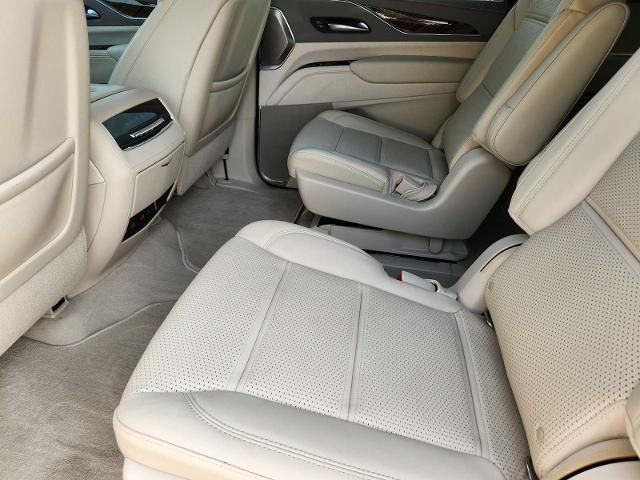 2021 Cadillac Escalade ESV Vehicle Photo in DENTON, TX 76210-9321