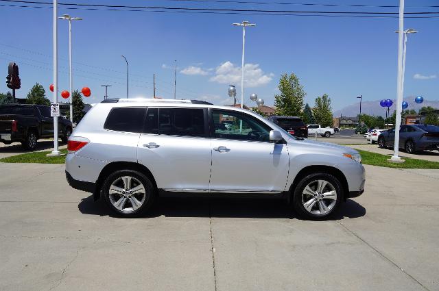 2013 Toyota Highlander Vehicle Photo in Riverdale, UT 84405