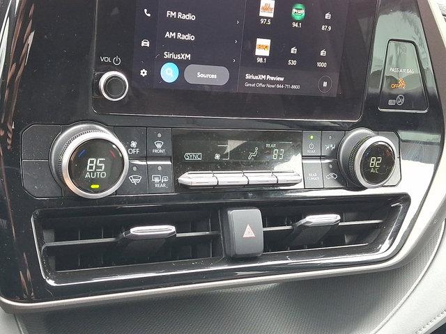 2024 Toyota Highlander Vehicle Photo in Philadelphia, PA 19116