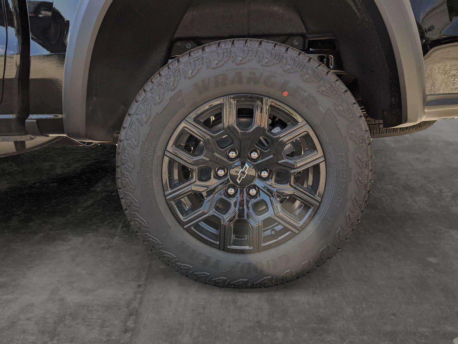 2024 Chevrolet Colorado Vehicle Photo in AUSTIN, TX 78759-4154