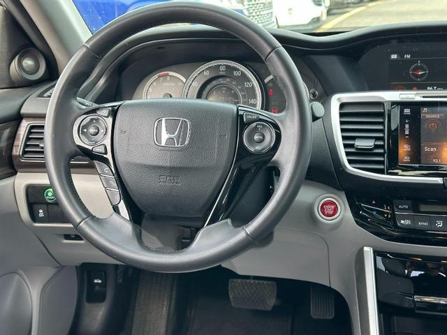 2016 Honda Accord Sedan Vehicle Photo in COLUMBIA, MO 65203-3903