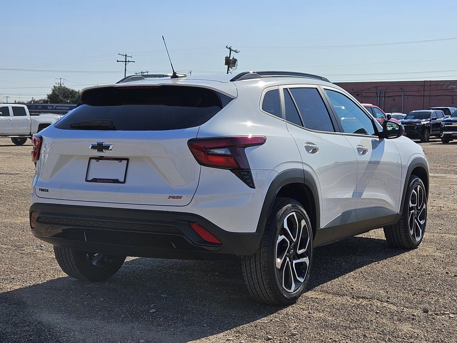 2025 Chevrolet Trax Vehicle Photo in WACO, TX 76710-2592