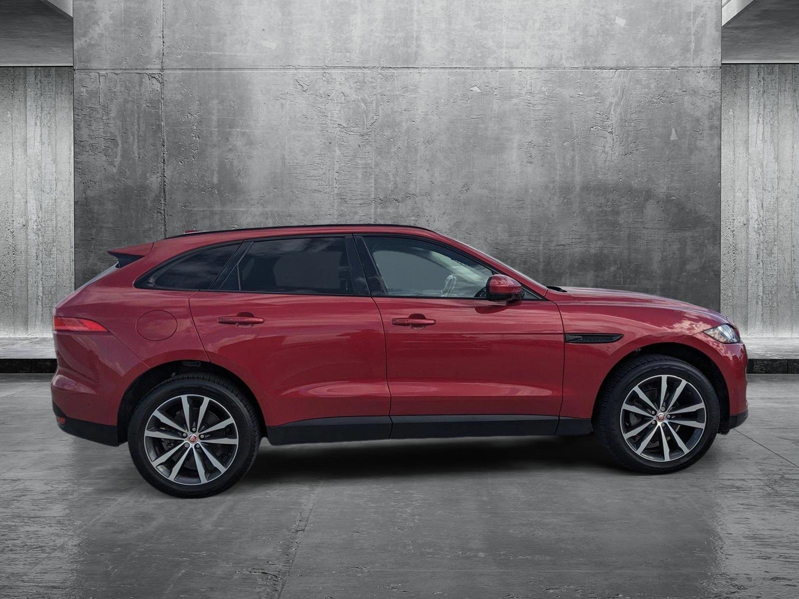 2019 Jaguar F-PACE Vehicle Photo in MIAMI, FL 33172-3015