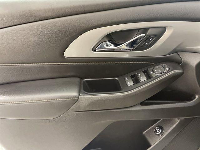 2021 Chevrolet Traverse Vehicle Photo in PHOENIX, AZ 85014-3381