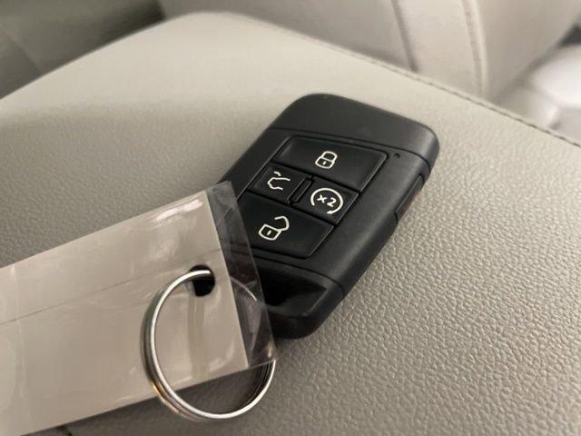 2022 Volkswagen Tiguan Vehicle Photo in PHOENIX, AZ 85014-3381