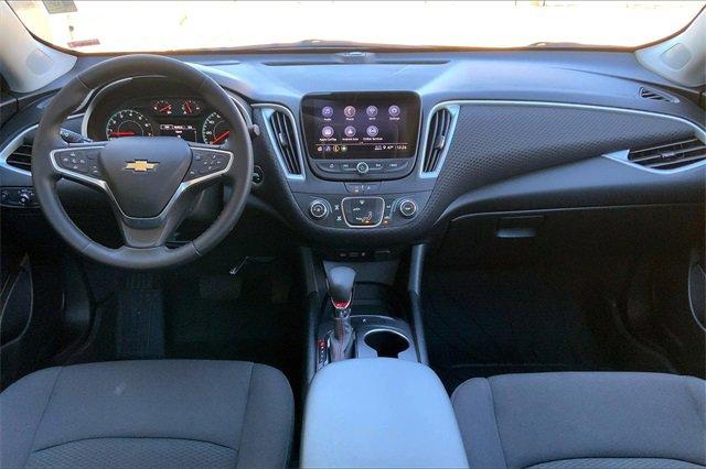 2023 Chevrolet Malibu Vehicle Photo in KANSAS CITY, MO 64114-4502