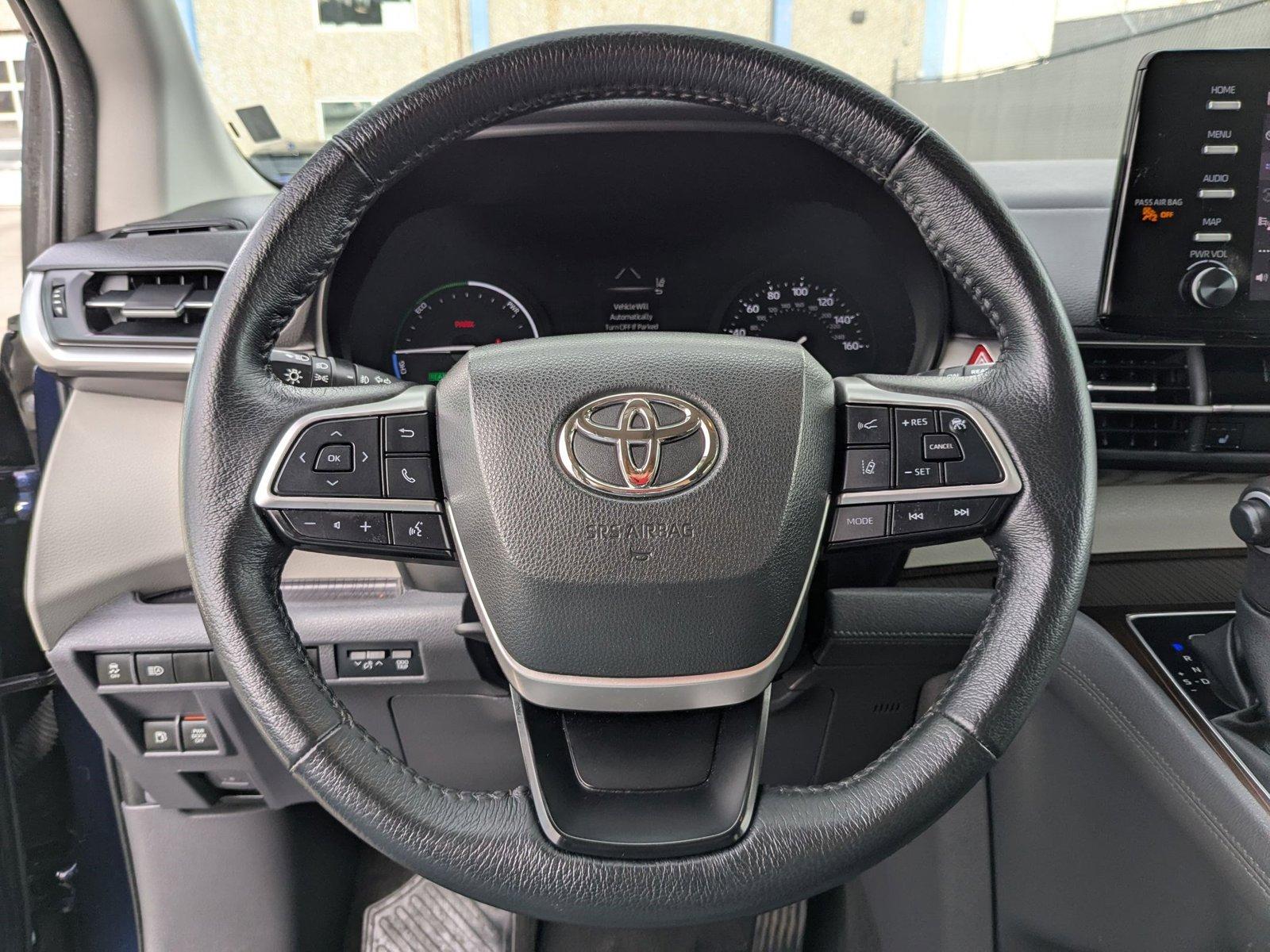 2023 Toyota Sienna Vehicle Photo in Spokane Valley, WA 99212