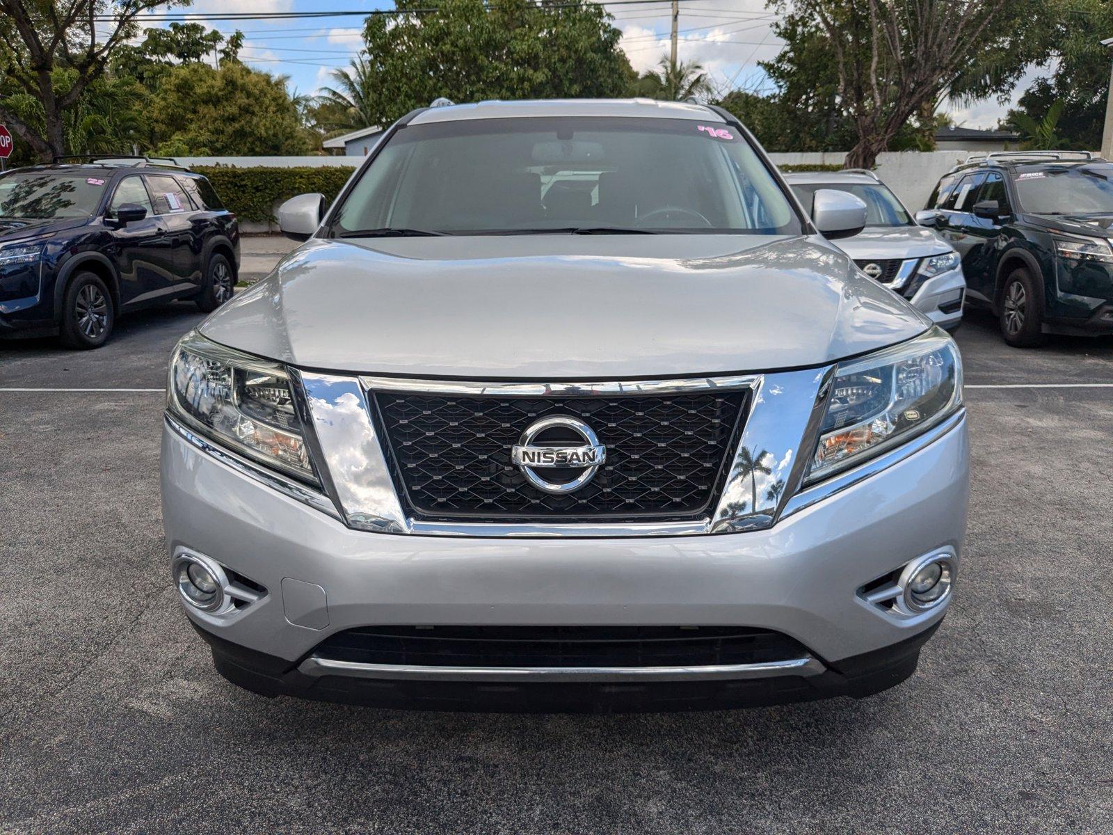 2016 Nissan Pathfinder Vehicle Photo in WEST PALM BEACH, FL 33407-3296