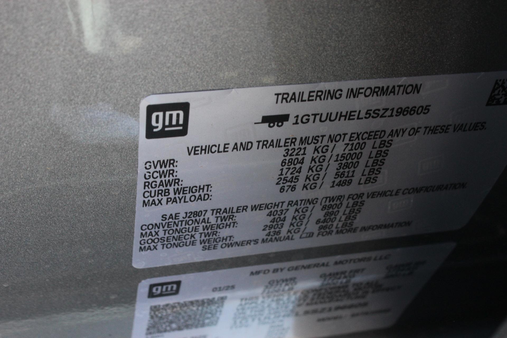 2025 GMC Sierra 1500 Vehicle Photo in AURORA, CO 80012-4011