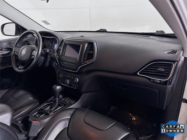 2019 Jeep Cherokee Vehicle Photo in Puyallup, WA 98371