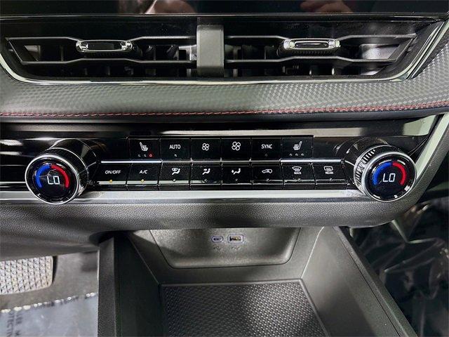 2025 Chevrolet Equinox Vehicle Photo in PUYALLUP, WA 98371-4149