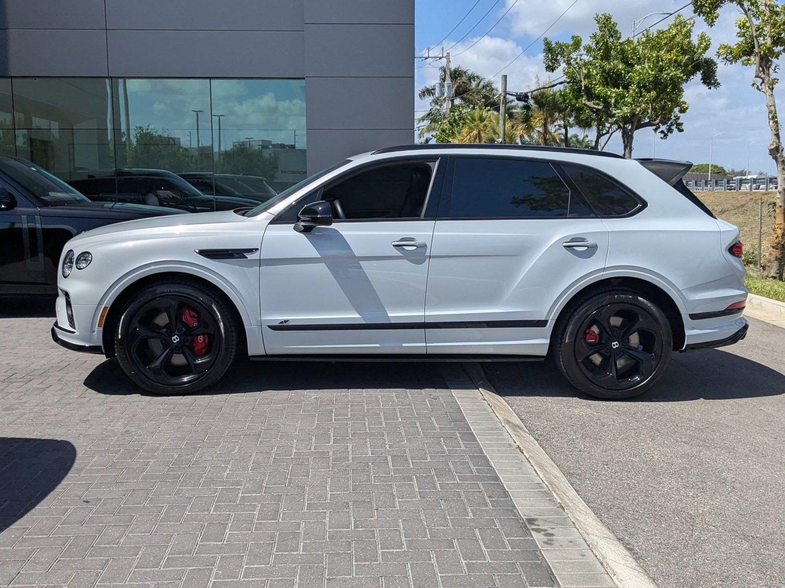 2022 Bentley Bentayga Vehicle Photo in Pompano Beach, FL 33064