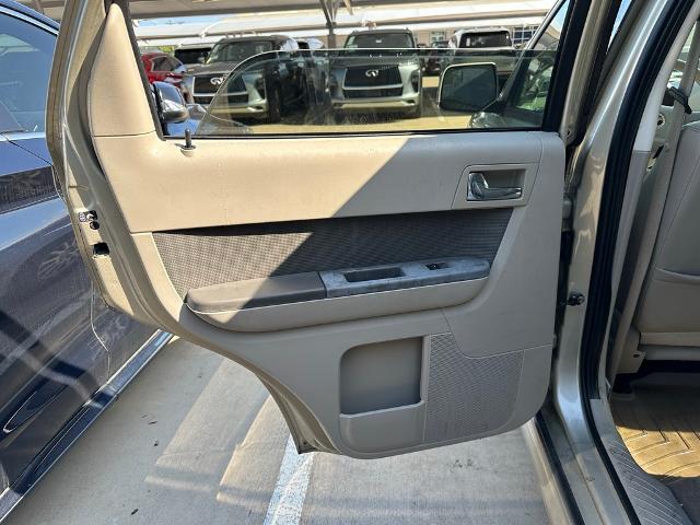 2011 Mercury Mariner Vehicle Photo in Grapevine, TX 76051